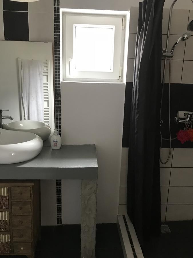 Casa Relax Hotel Valeni  ภายนอก รูปภาพ